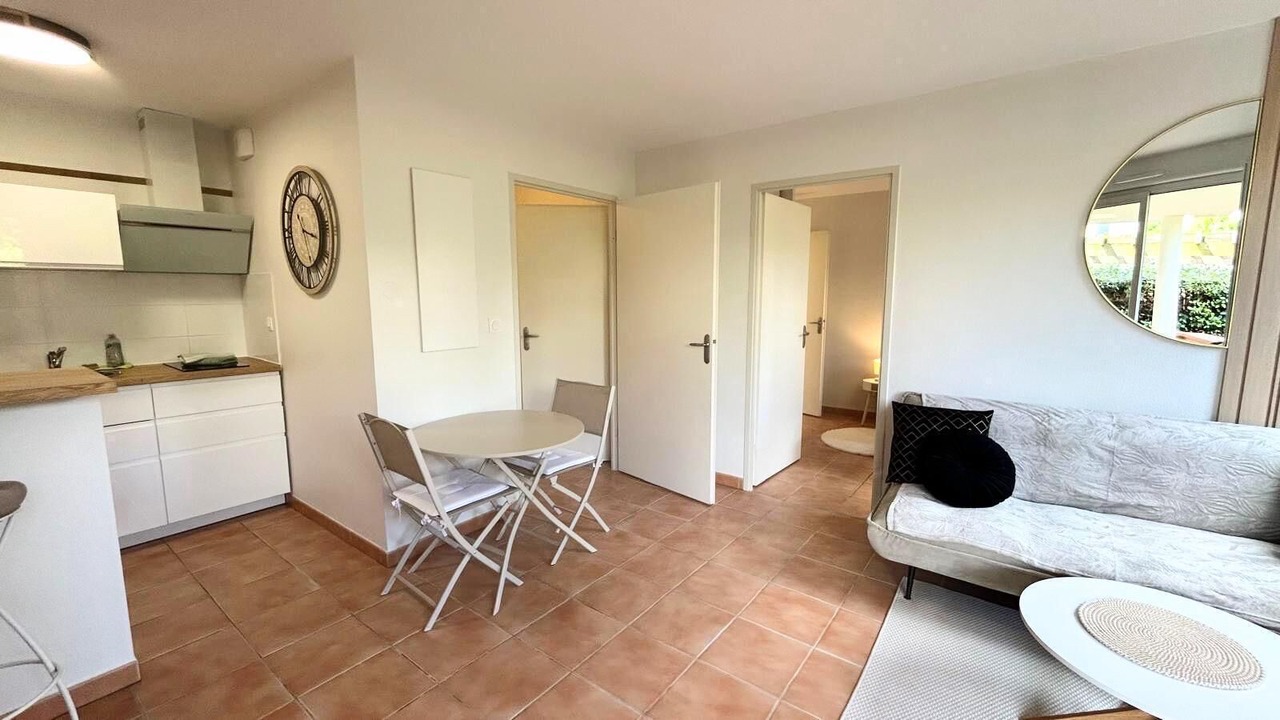 Photo of Livingroom in Castelnau-d'Estretefonds
