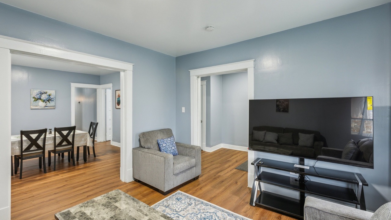 Photo of Bedroom in Downtown Niagara Falls