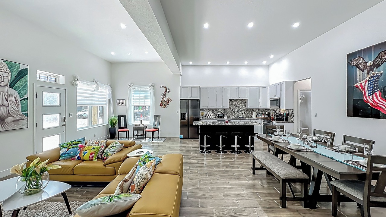 Photo of Livingroom in South Eola