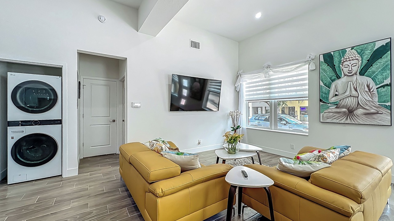 Photo of Bedroom in South Eola