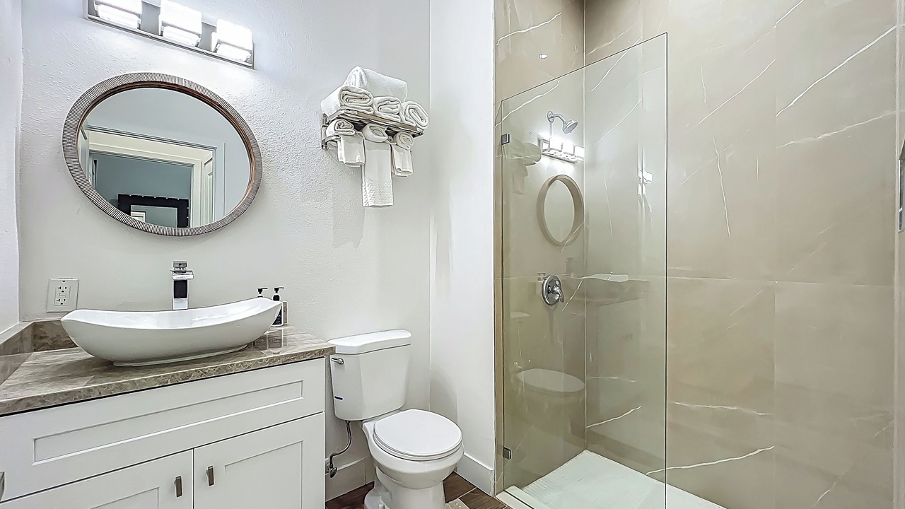 Photo of Bathroom in South Eola