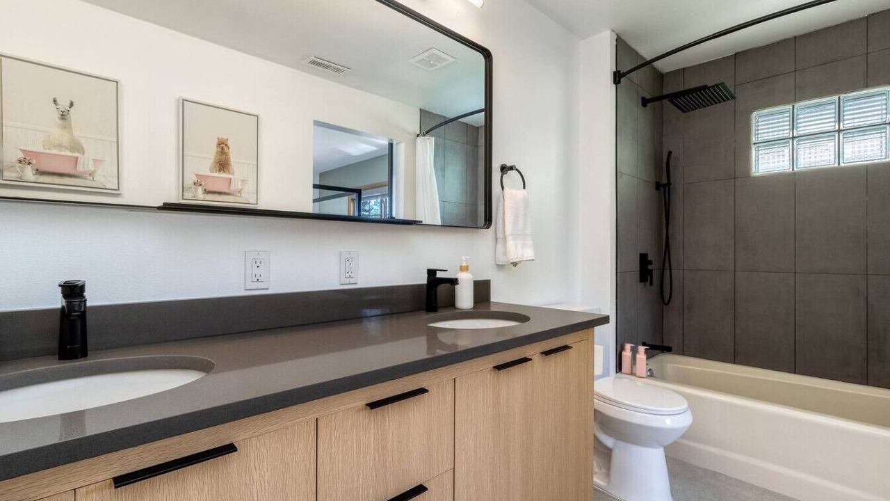 Photo of Bathroom in Walla Walla East