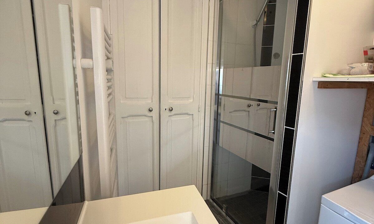 Photo of Bathroom in Hermanville-sur-Mer