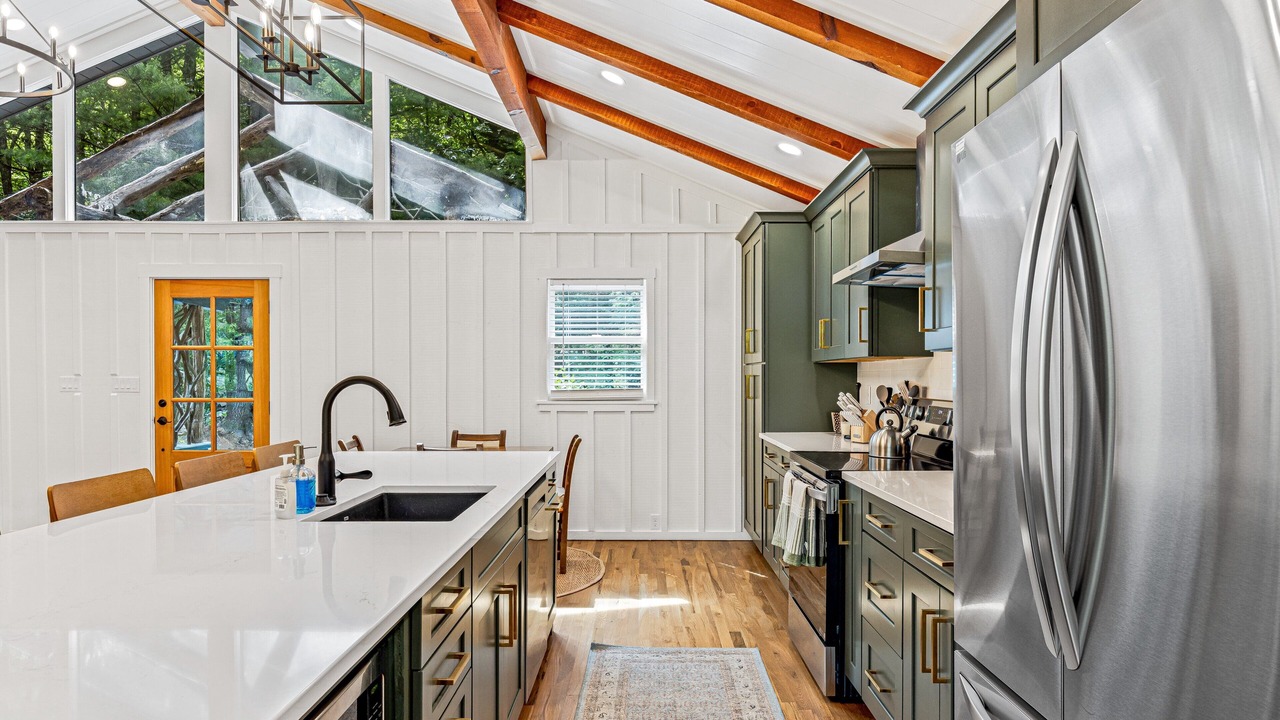 Photo of Kitchen in Lake Toxaway