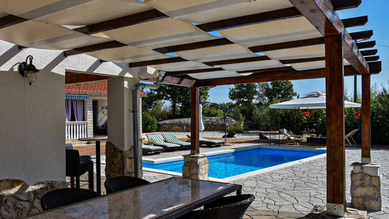 Photo of Outdoor in Bristane