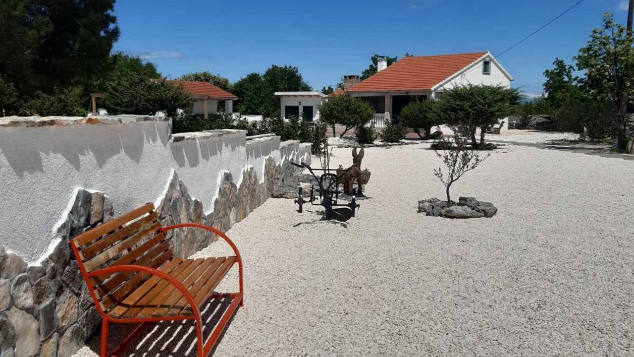 Photo of Outdoor in Bristane