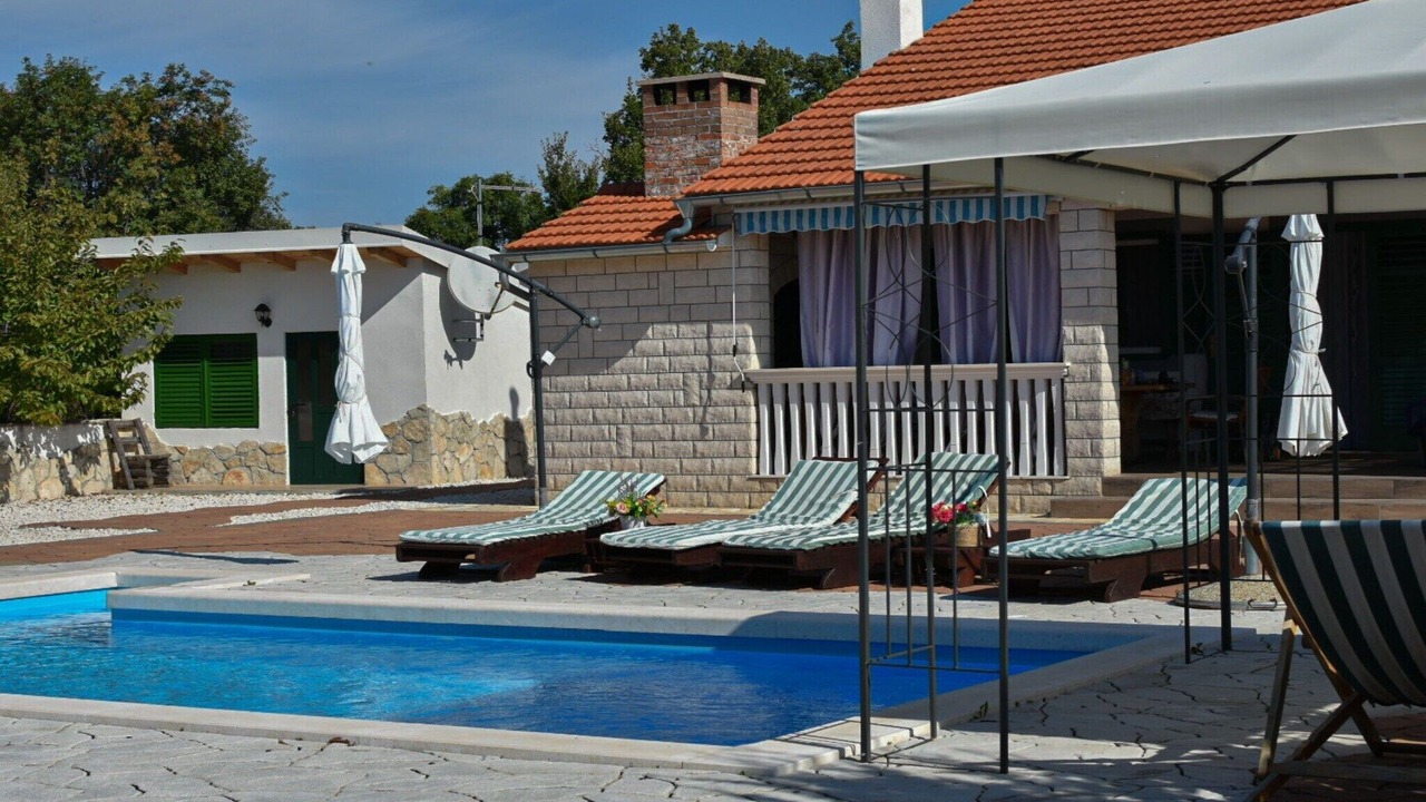 Photo of Outdoor in Bristane