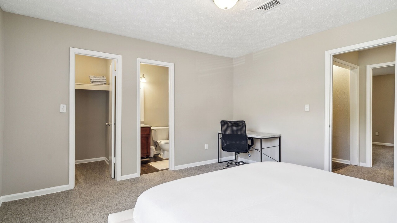 Photo of Bedroom in Ellenwood
