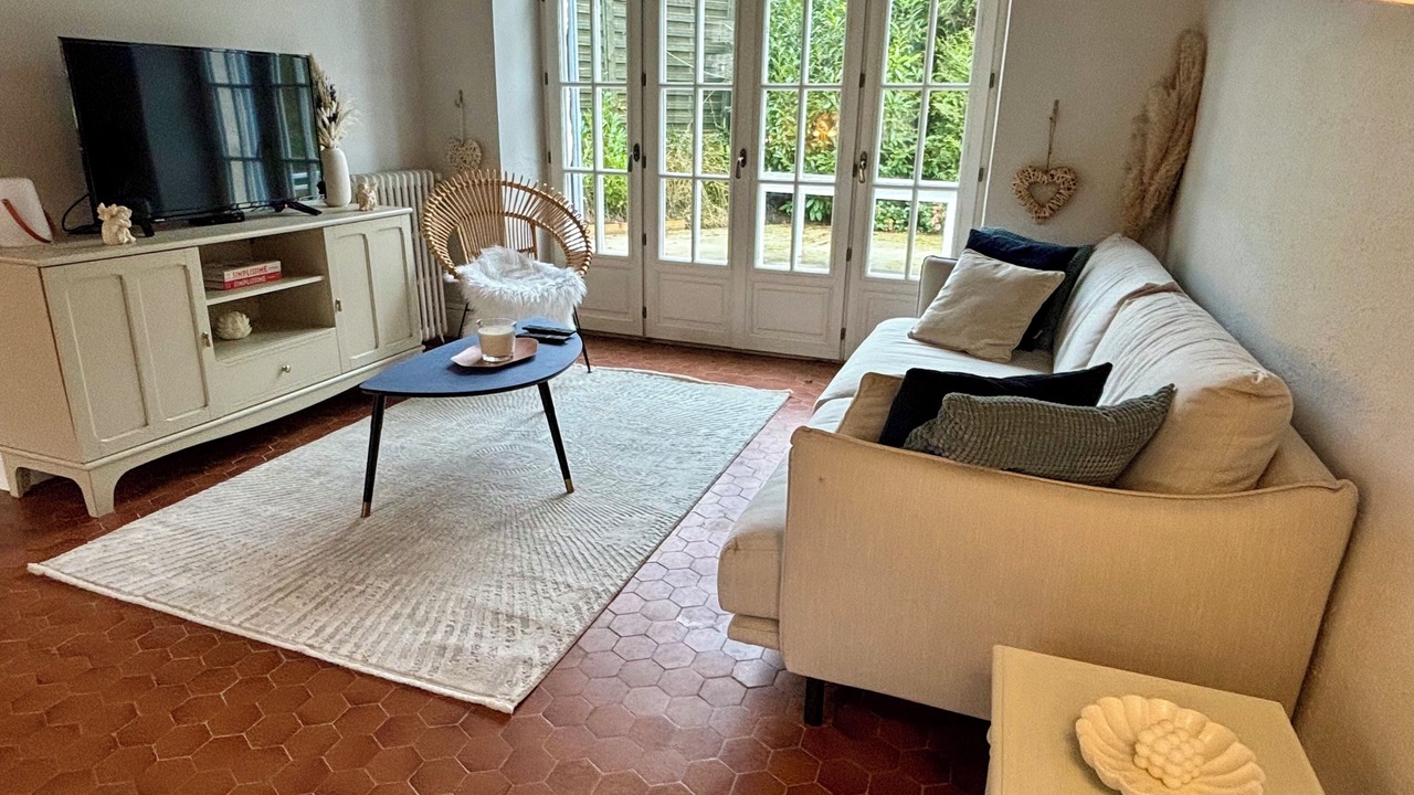 Photo of Livingroom in Mortefontaine