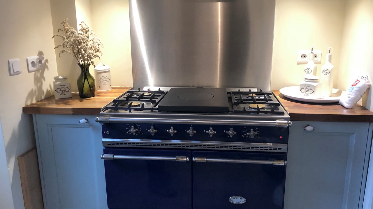 Photo of Kitchen in Mortefontaine