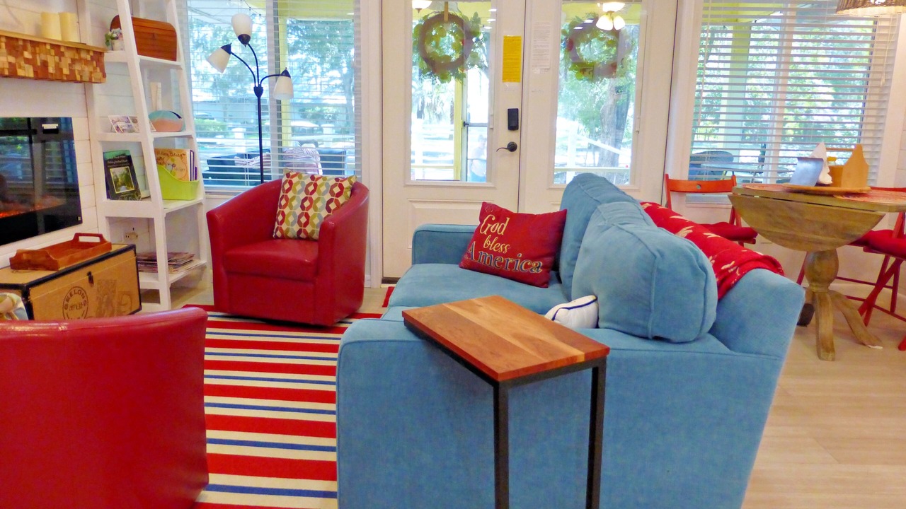 Photo of Livingroom in Melrose