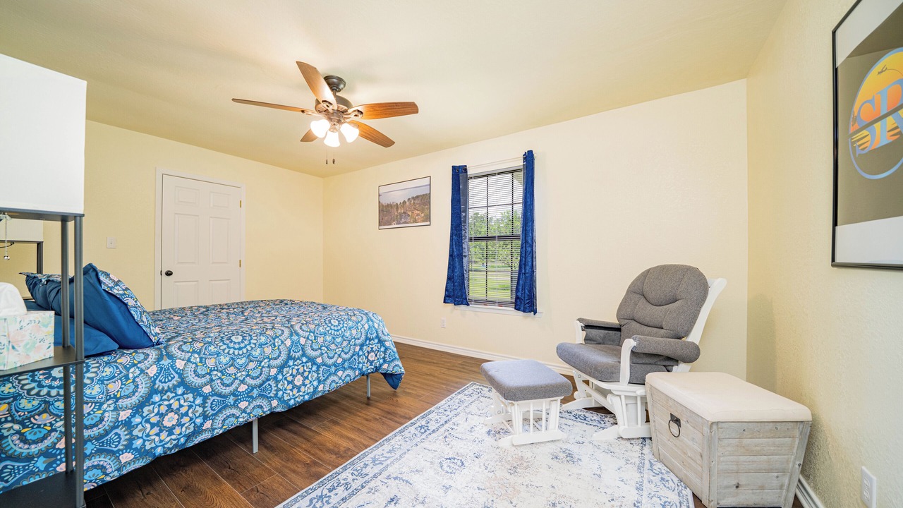 Photo of Bedroom in Avinger