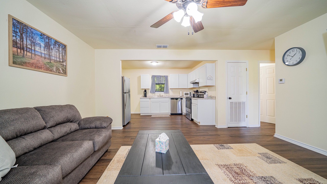 Photo of Livingroom in Avinger