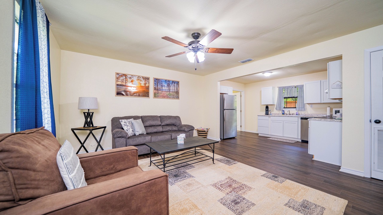 Photo of Livingroom in Avinger
