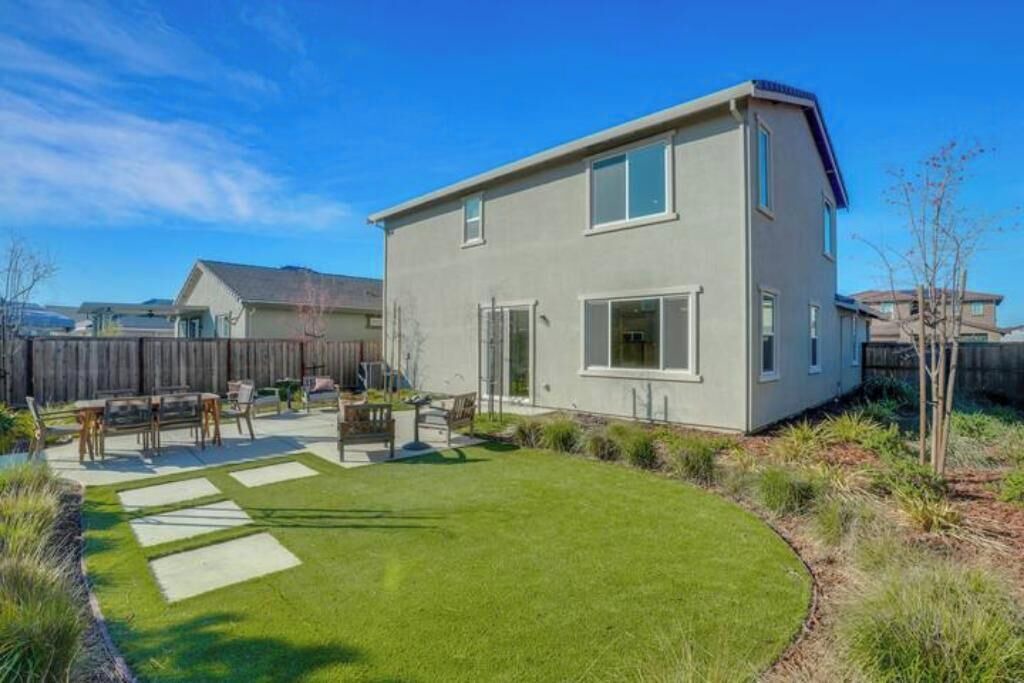 Photo of Outdoor in Lathrop