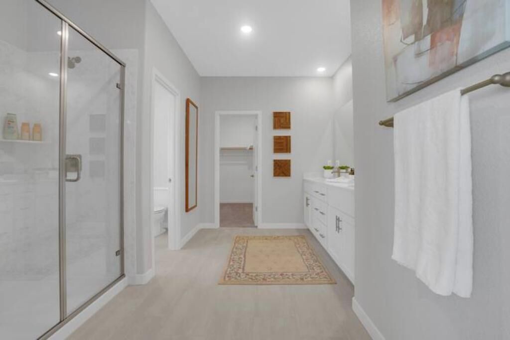 Photo of Bathroom in Lathrop