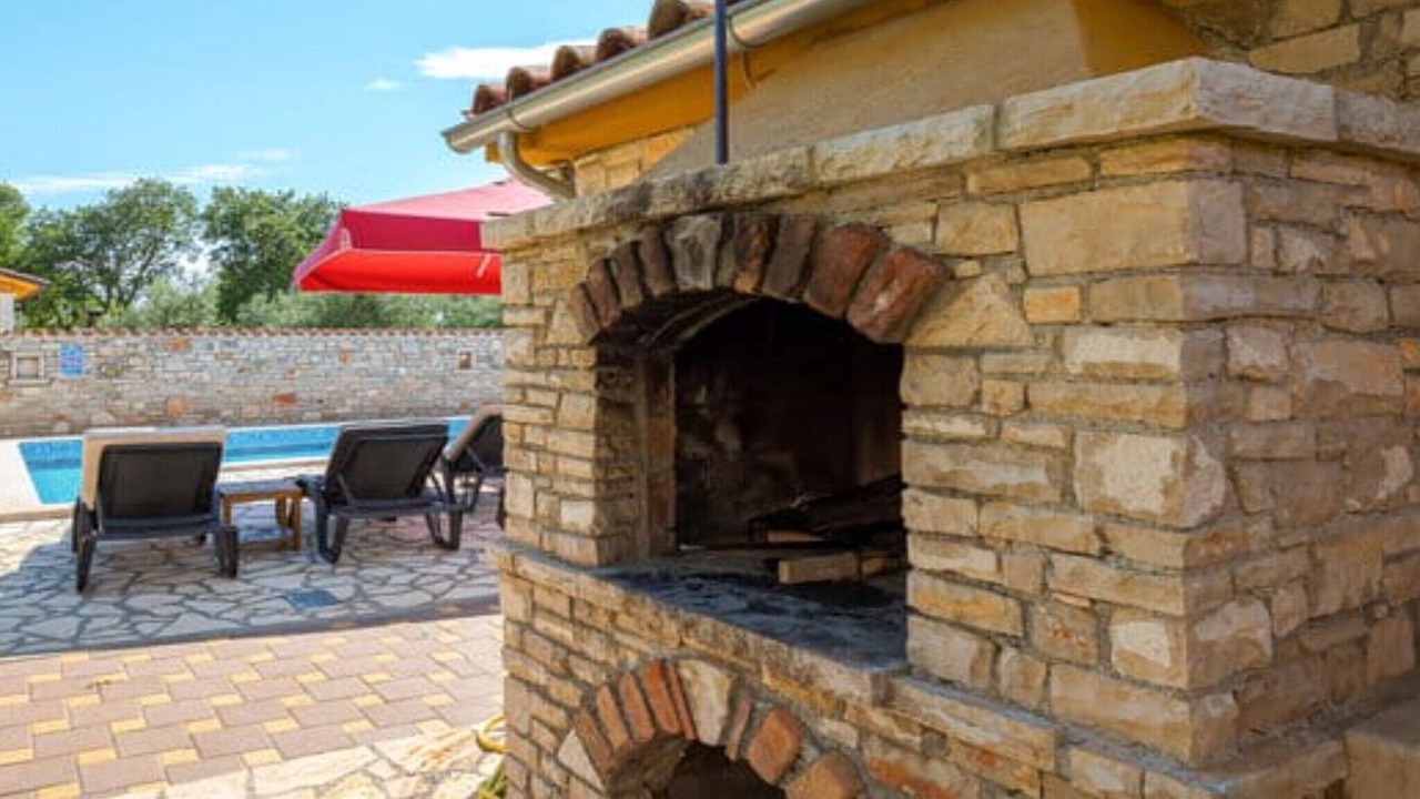 Photo of Outdoor in Gajana