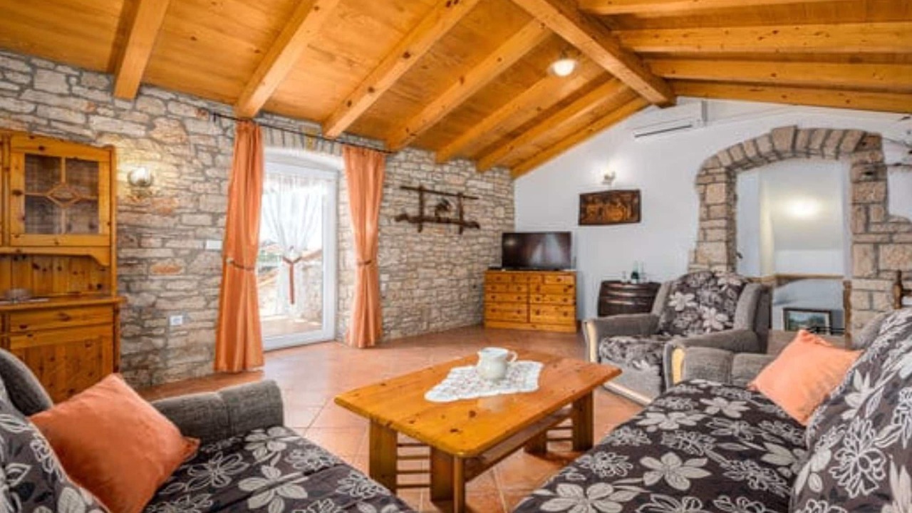 Photo of Livingroom in Gajana