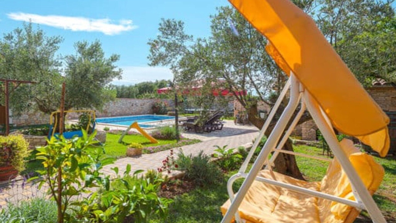 Photo of Outdoor in Gajana