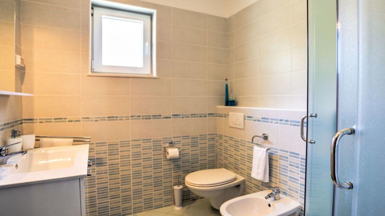 Photo of Bathroom in Brsec