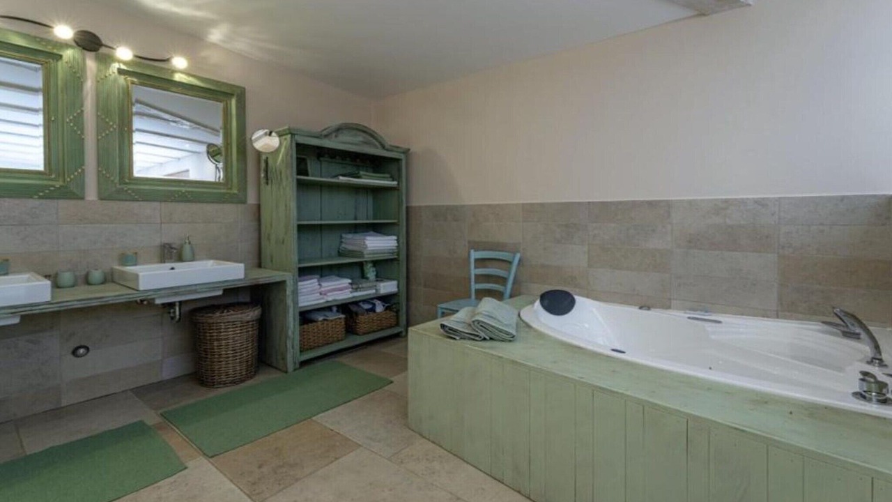 Photo of Bathroom in Mofardini