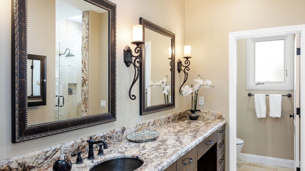 Photo of Bathroom in Old Towne