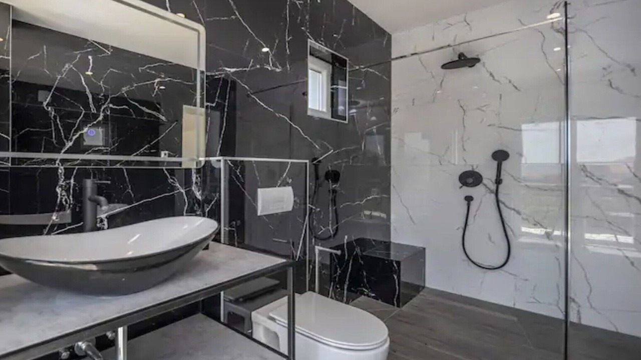 Photo of Bathroom in Sucuraj
