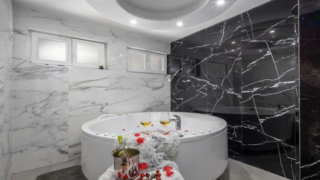 Photo of Bathroom in Sucuraj