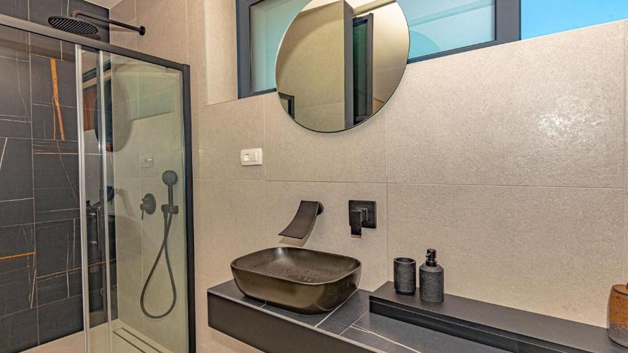 Photo of Bathroom in Srima