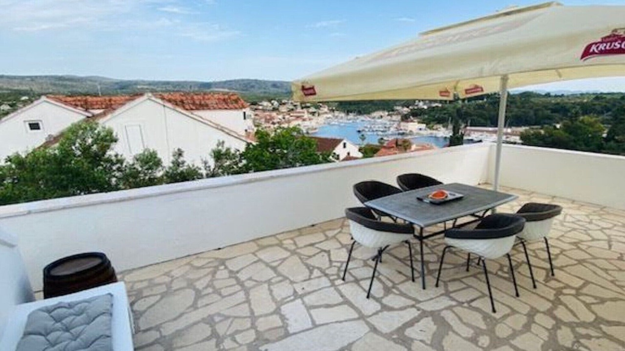 Photo of Patio Balcony in Cove Makarac (Milna)