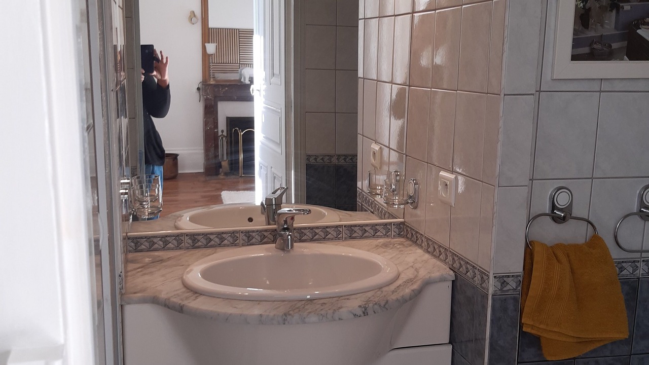 Photo of Bathroom in Ocquerre