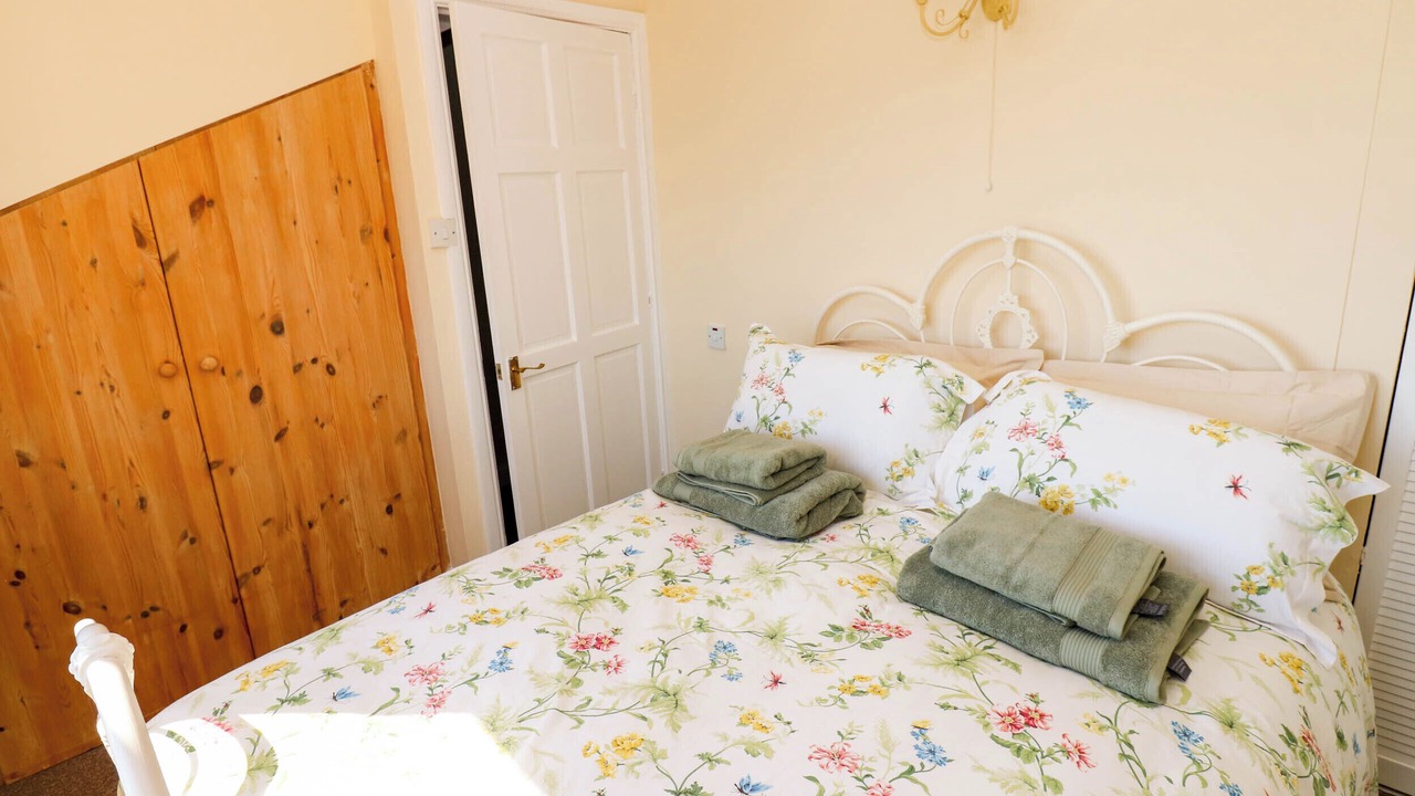 Photo of Bedroom in Headlam