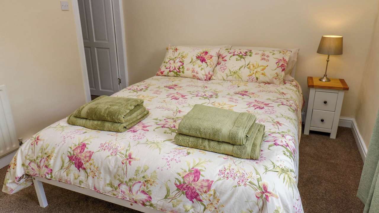 Photo of Bedroom in Headlam