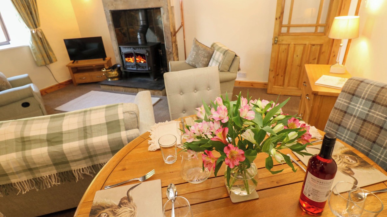 Photo of Livingroom in Headlam