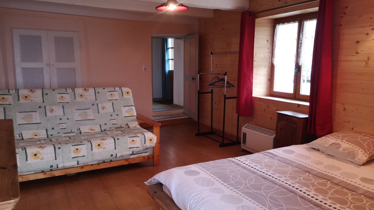 Photo of Bedroom in Montgilbert