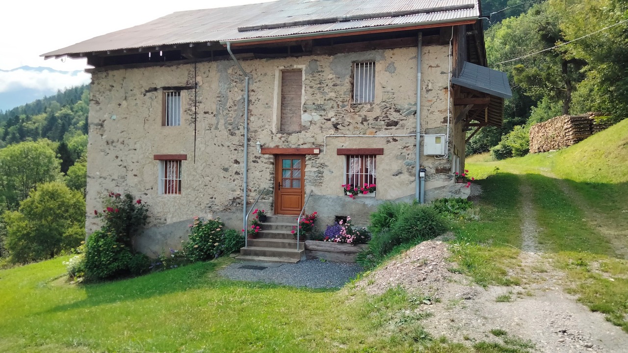 Photo of Outdoor in Montgilbert