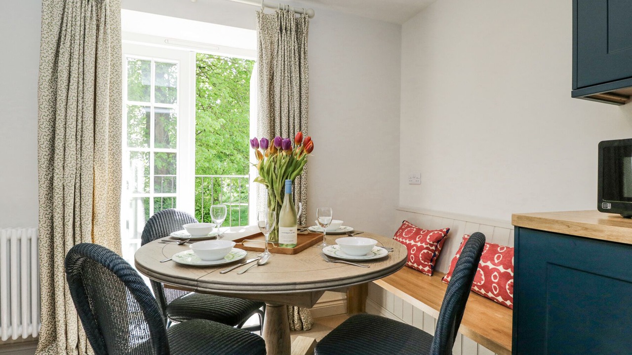 Photo of Others in Elcot