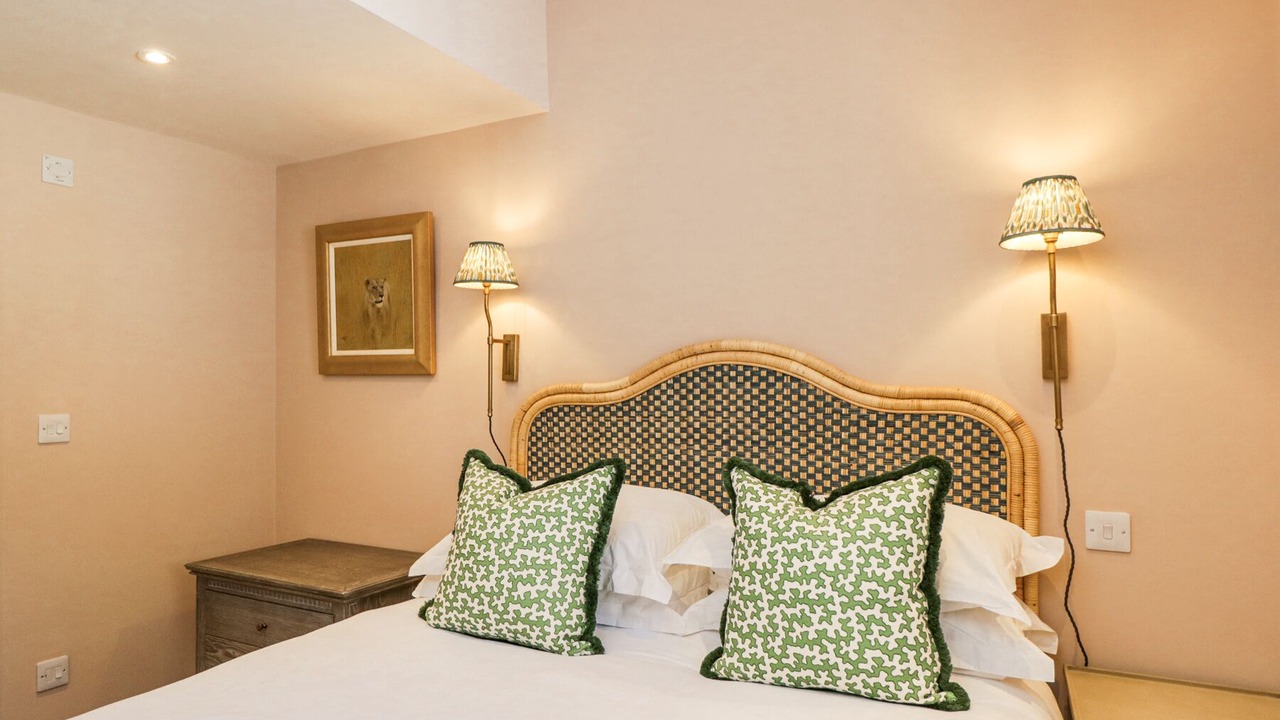 Photo of Bedroom in Elcot