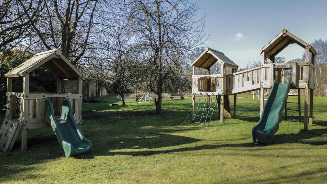 Photo of Others in Elcot