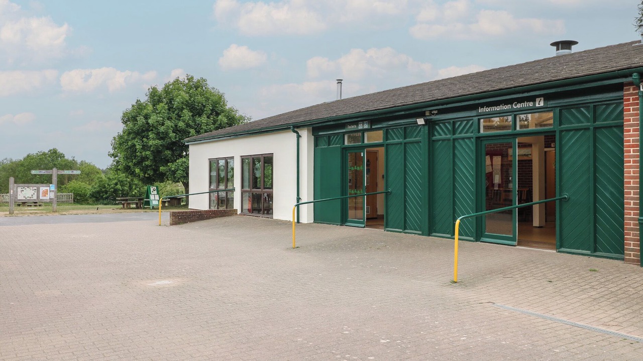 Photo of Outdoor in Rosliston