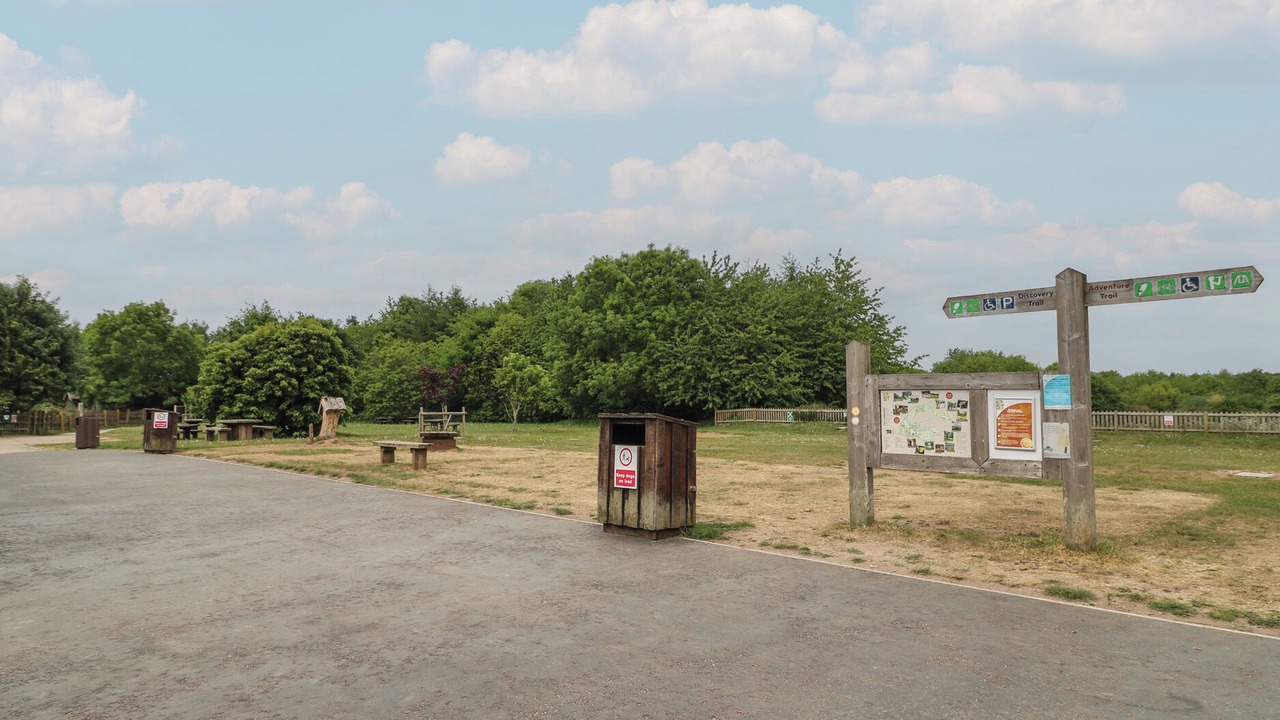 Photo of Outdoor in Rosliston