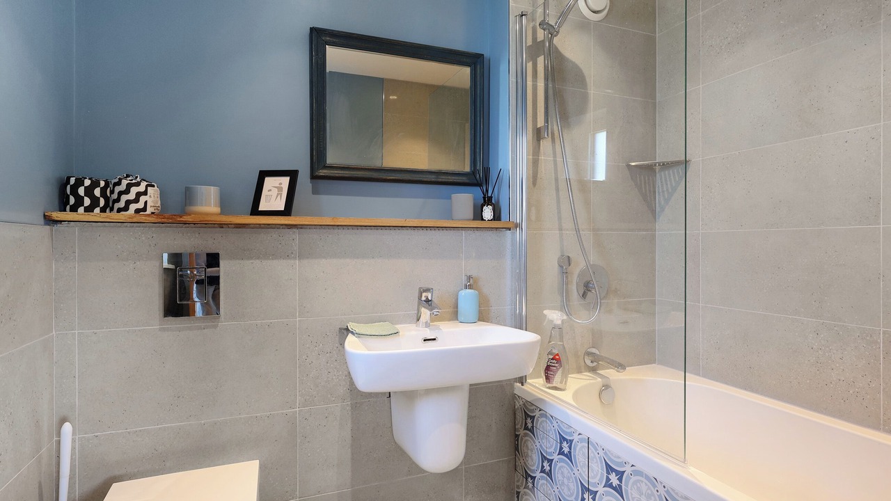 Photo of Bathroom in Inchbrook