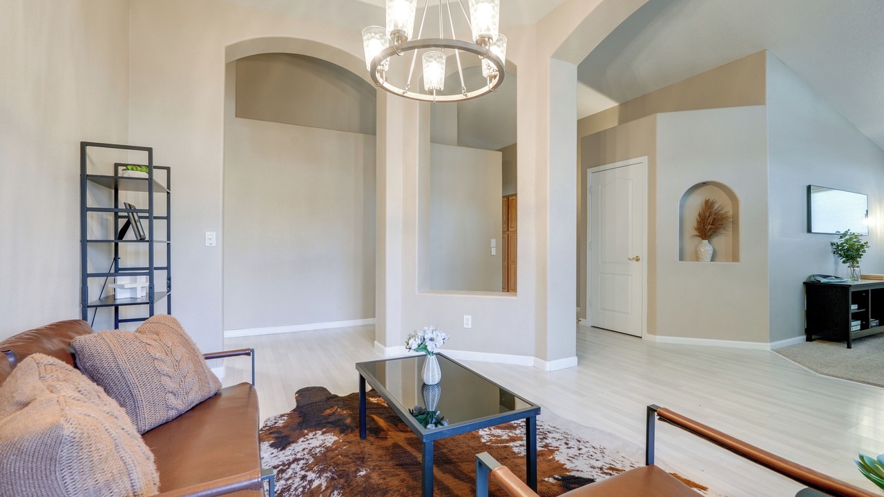 Photo of Livingroom in Gilbert Ranch