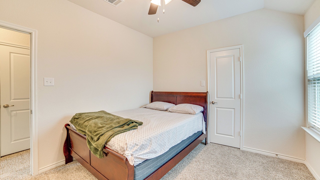 Photo of Bedroom in Forney