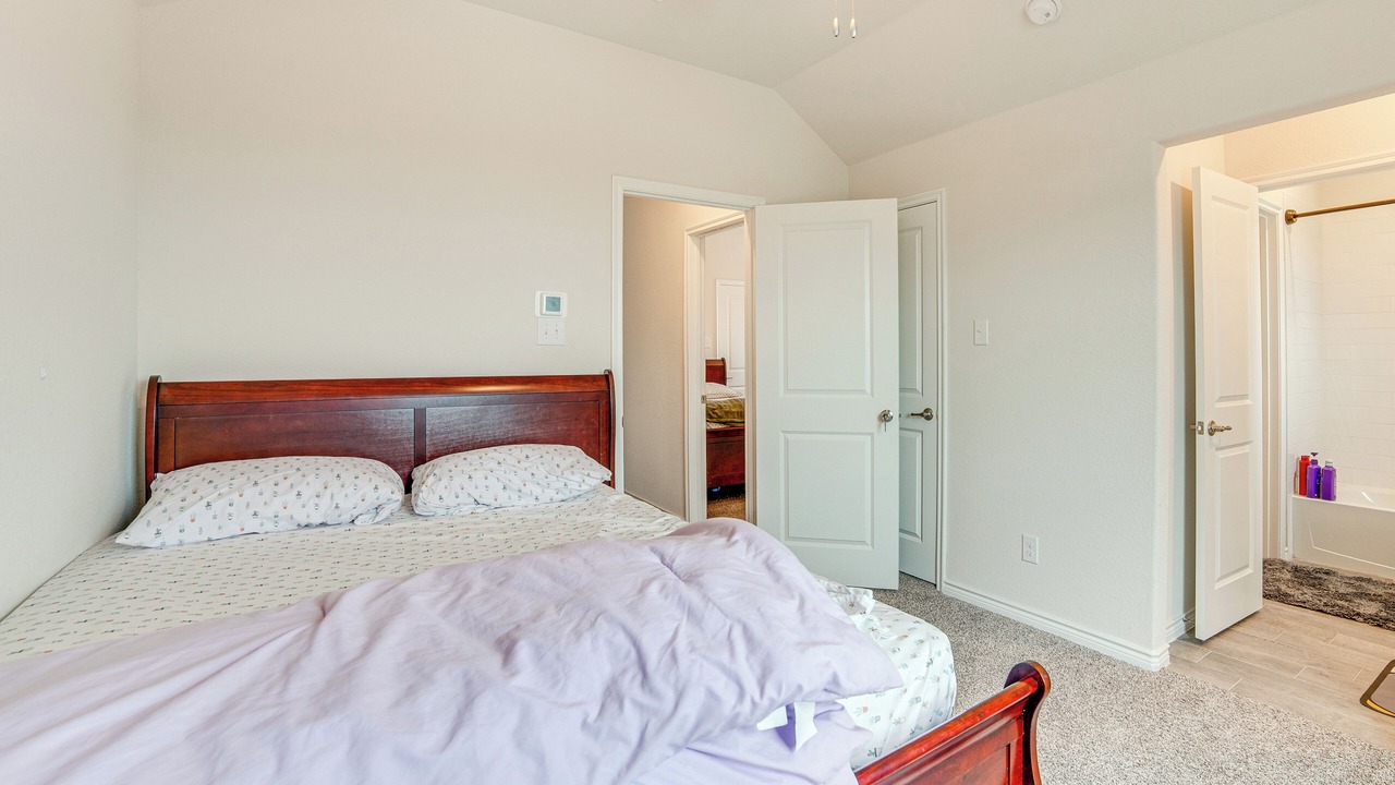 Photo of Bedroom in Forney