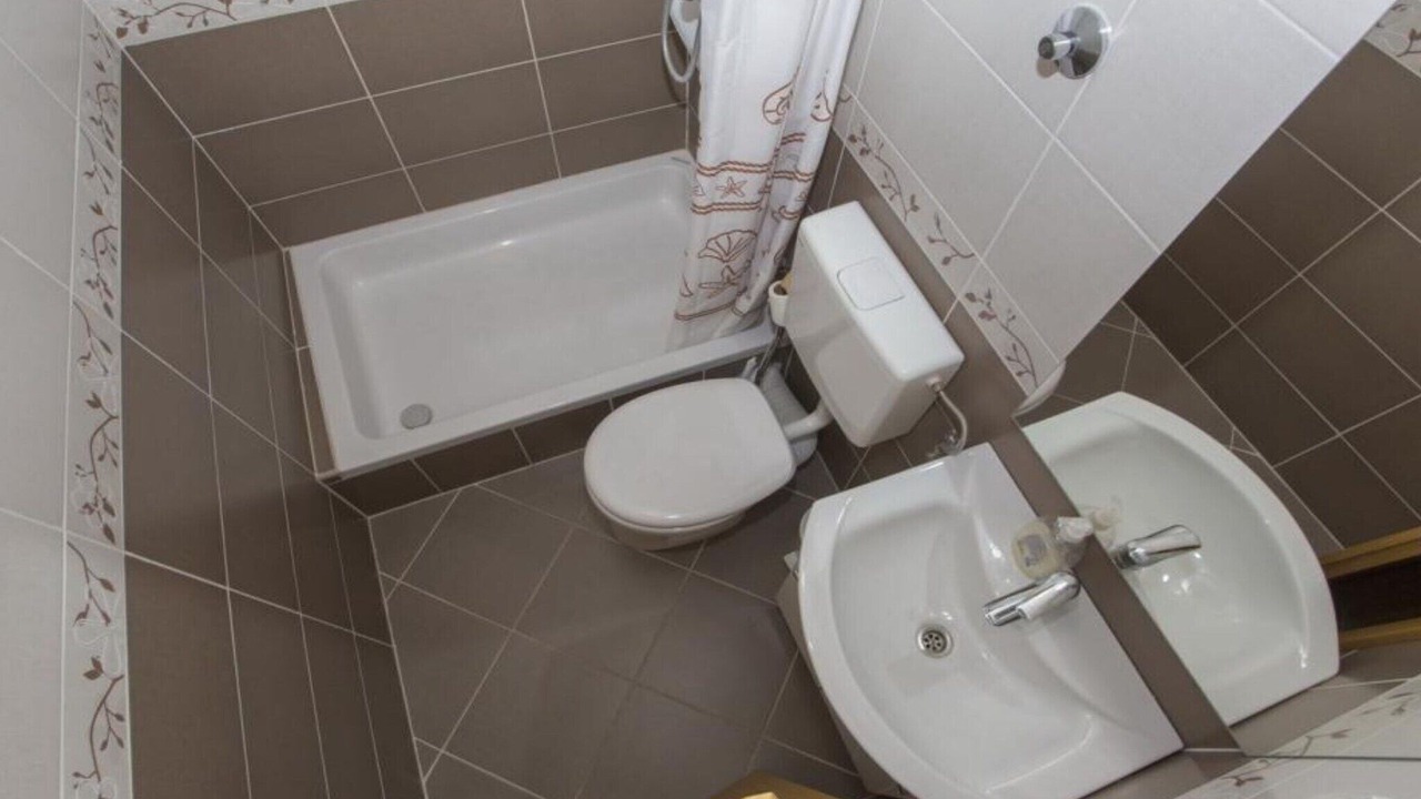 Photo of Bathroom in Brist