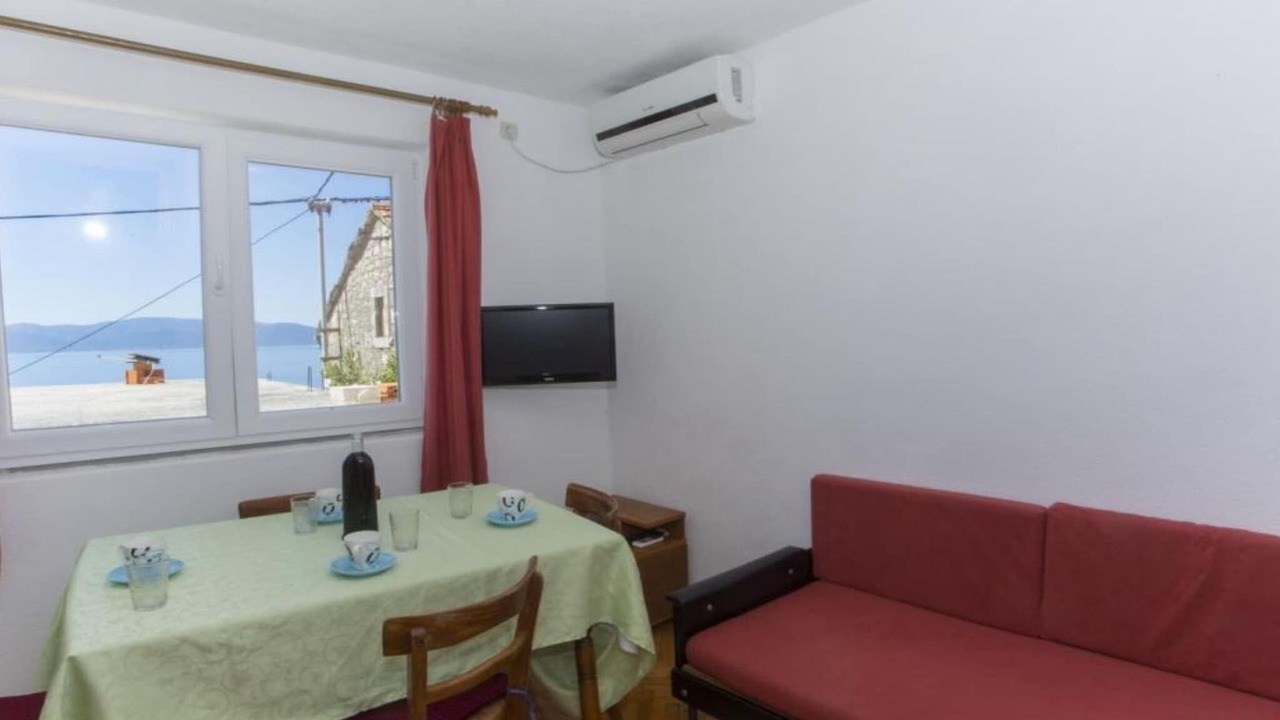 Photo of Livingroom in Brist