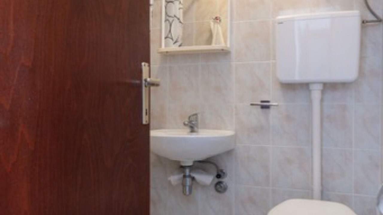 Photo of Bathroom in Molunat