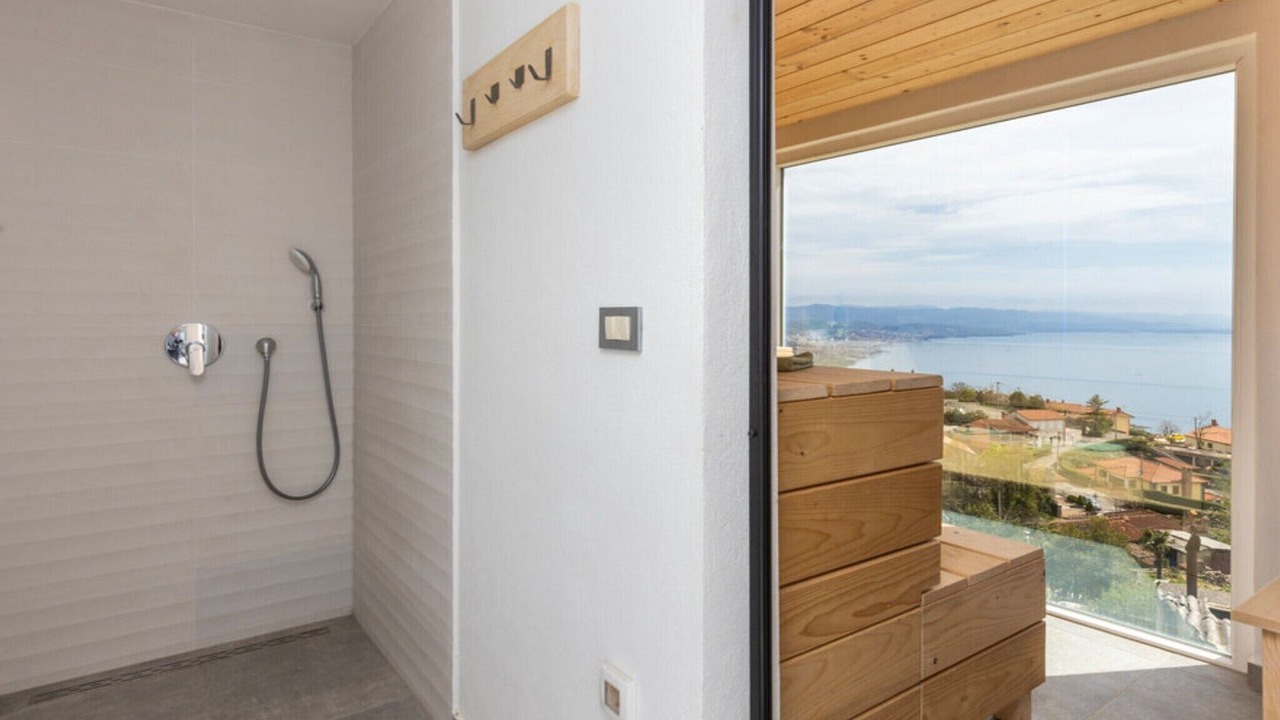 Photo of Bathroom in Bregi