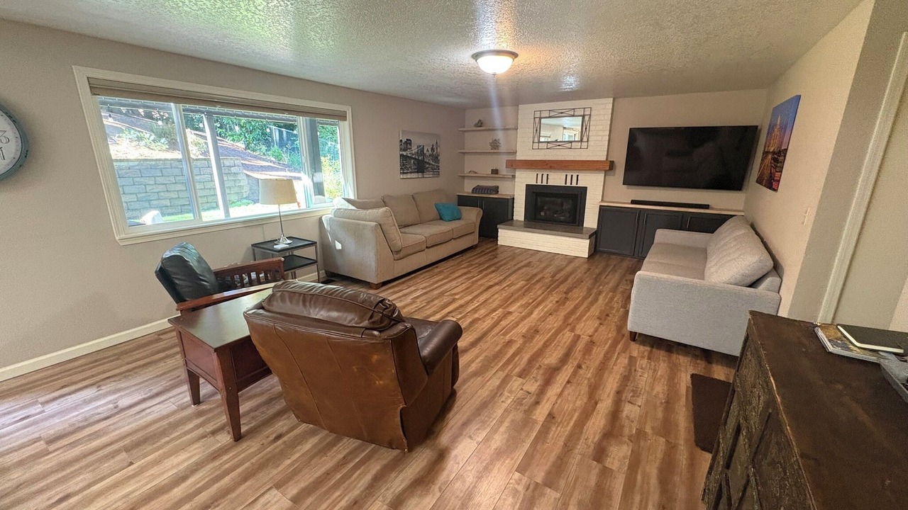 Photo of Livingroom in Sandy